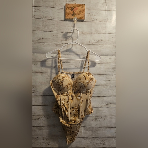 SHEIN Other - New SHEIN MOD Plus Size Floral Print